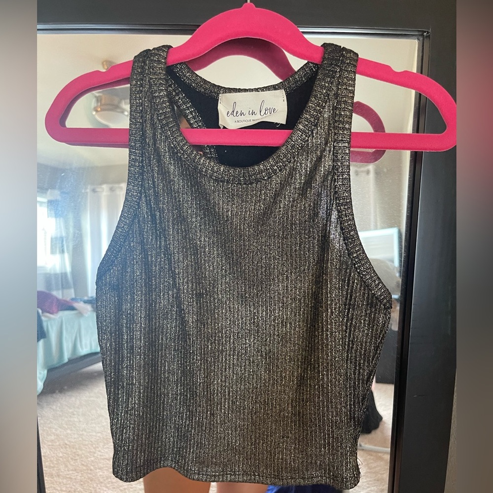 Crop tank top